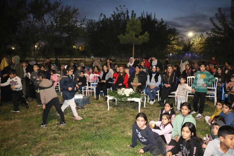 BELEDİYE, 19 MAYIS MAHALLE SAKİNİ KADINLARIN TALEBİNİ GERİ ÇEVİRMEDİ