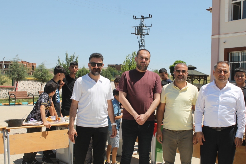 Beşiri İki Köprü Beldesi’nde Filistin’e Destek Kermesi Düzenlendi