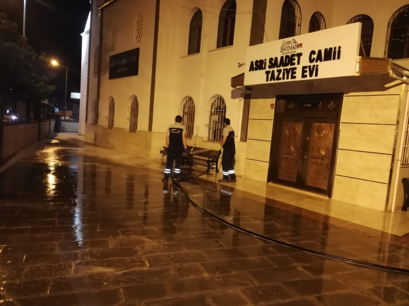 TÜM TAZİYEEVLERİNİN DIŞ ALANLARI YIKANMAYA BAŞLANDI