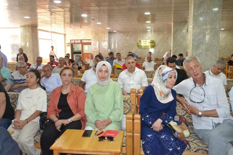 VALİ CANALP, ÇAMLITEPE MAHALLE SAKİNLERİYLE BİR ARAYA GELDİ