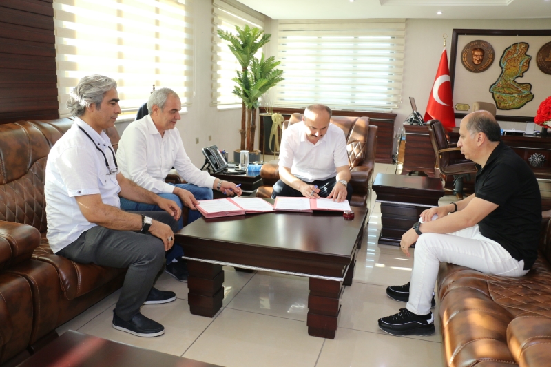 VALİ CANALP, TAZİYEEVİ’NİN PROTOKOLÜNÜ İMZALADI