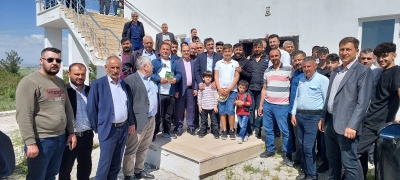 AK Parti Batman Milletvekili adayı Ferhat Nasıroğlu köy ziyaretlerine devam ediyor.