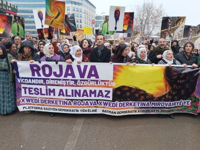 Ortadoğu'da savaşlar son bulsun ve  Rojava'da  savaşa hayır